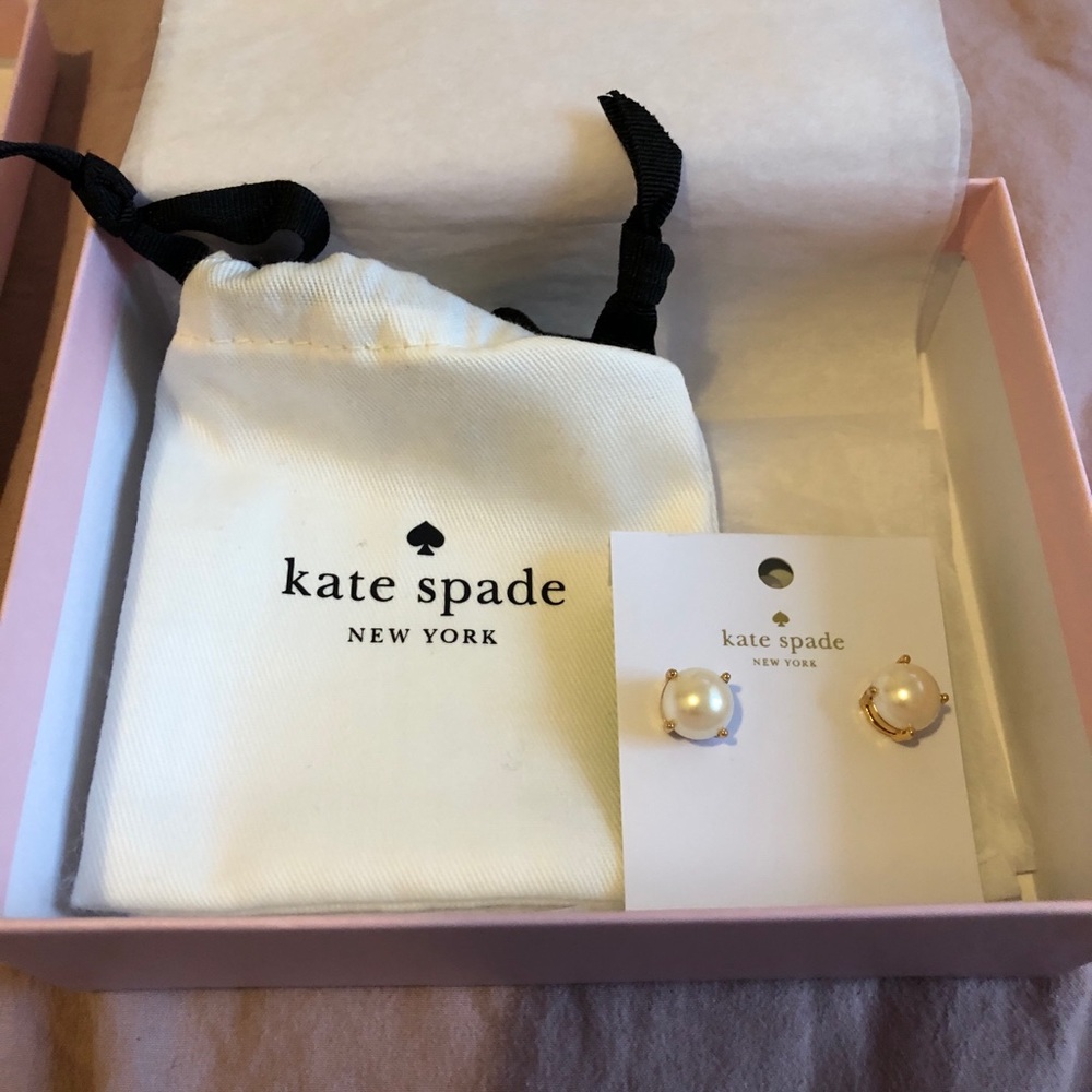 Kate Spade Pearl Gumdrop Studs